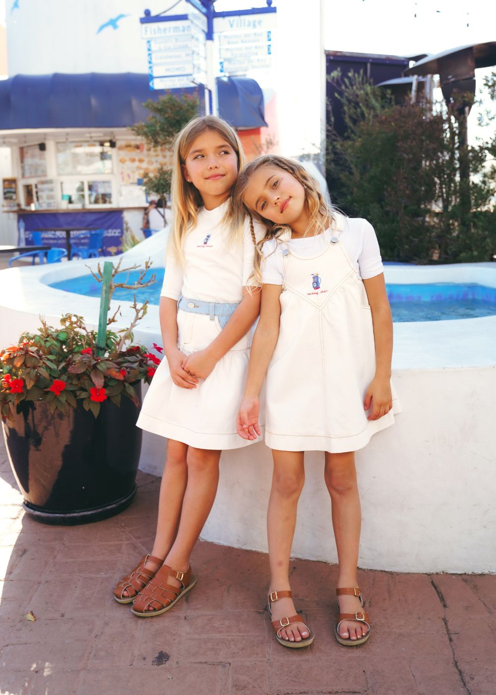 The Chic Tee ( White / Blue )